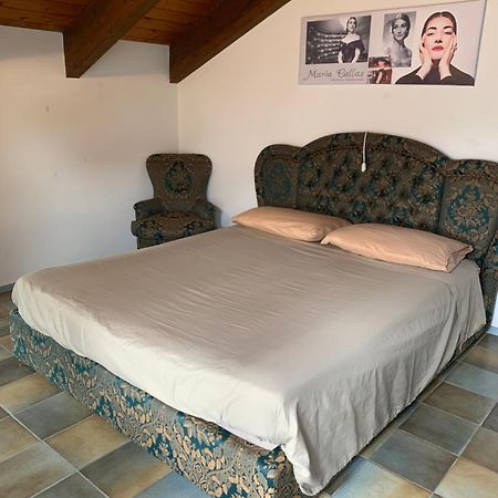 Villa Callas Divina Sirmione Luaran gambar